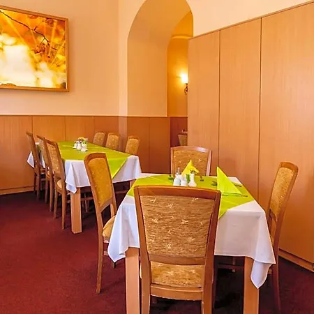 Hotel Paris 3*