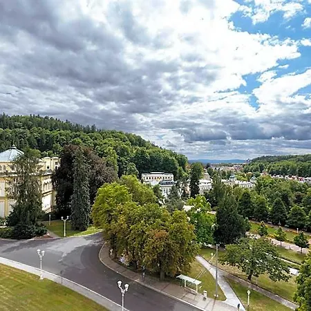 Paris Hotel 3*